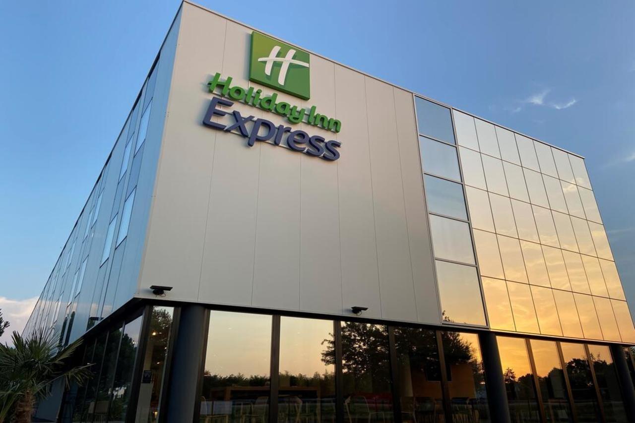 Holiday Inn Express - Arcachon - La Teste, An Ihg Hotel المظهر الخارجي الصورة